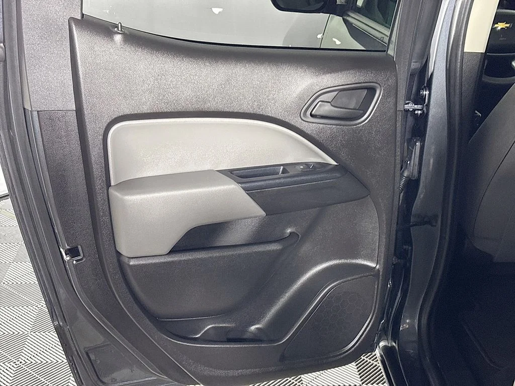 Used 2017 Gray Chevrolet Work Truck image 18