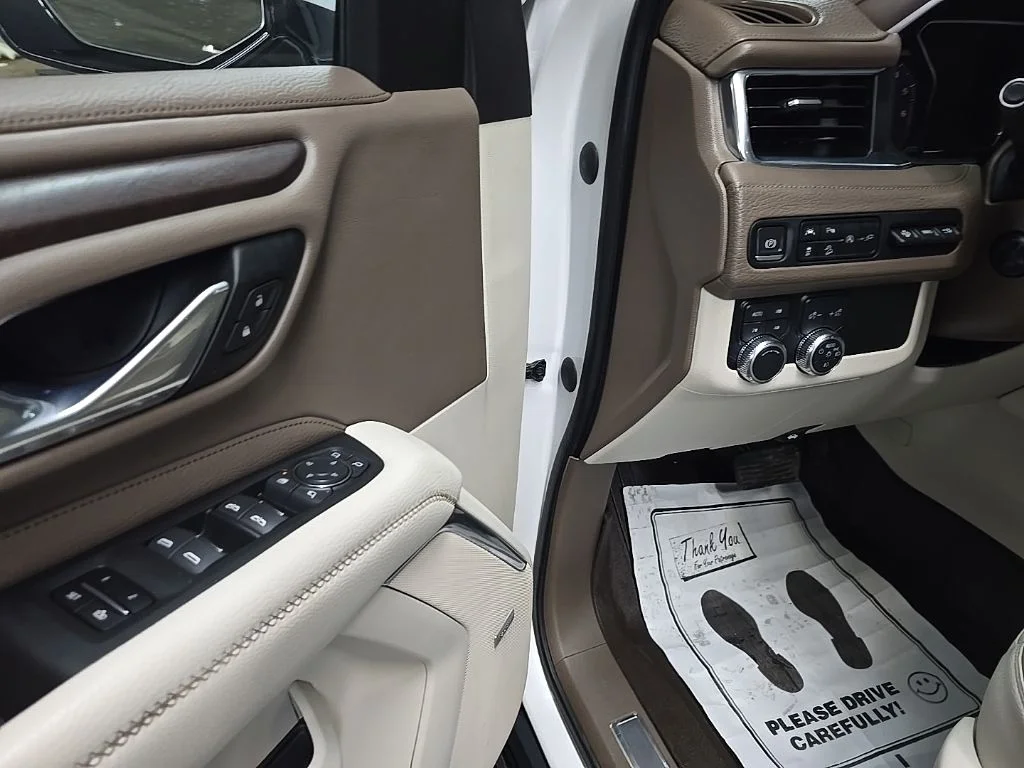 Used 2021 White GMC Denali image 29