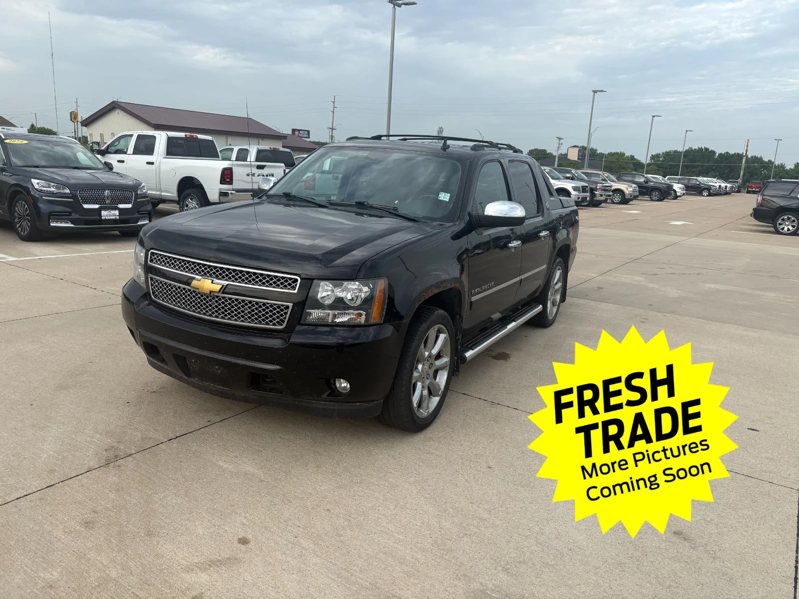 Used 2013 Black Chevrolet LTZ image 8