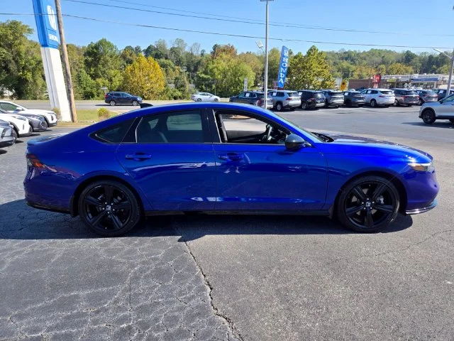 Used 2024 Blue Honda Sport-L image 9