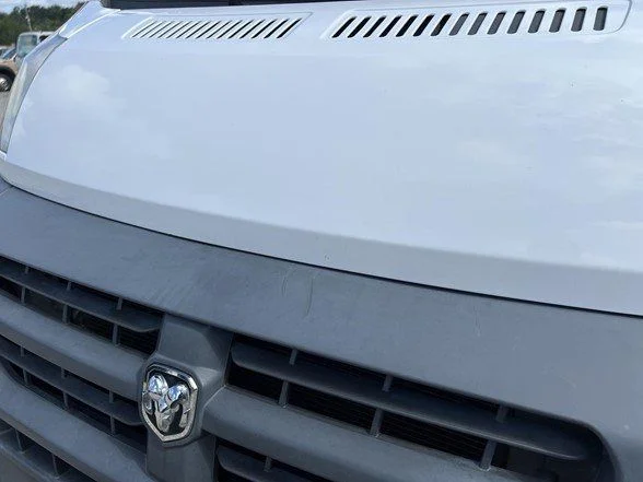 Used 2014 White Ram Base image 32