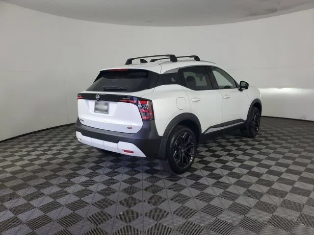 New 2026 Aspen White TriCoat Nissan SR image 4