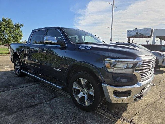 Used 2020 Patriot Blue Pearlcoat Ram Laramie image 3