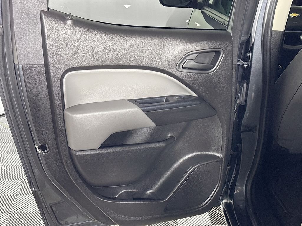 Used 2017 Gray Chevrolet Work Truck image 18