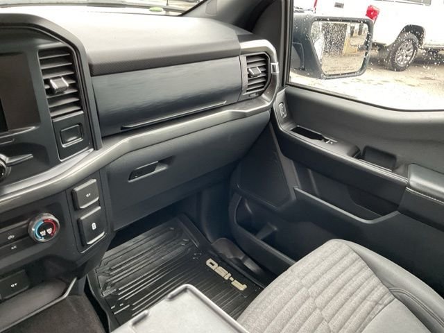 Used 2021 White Ford XL image 33
