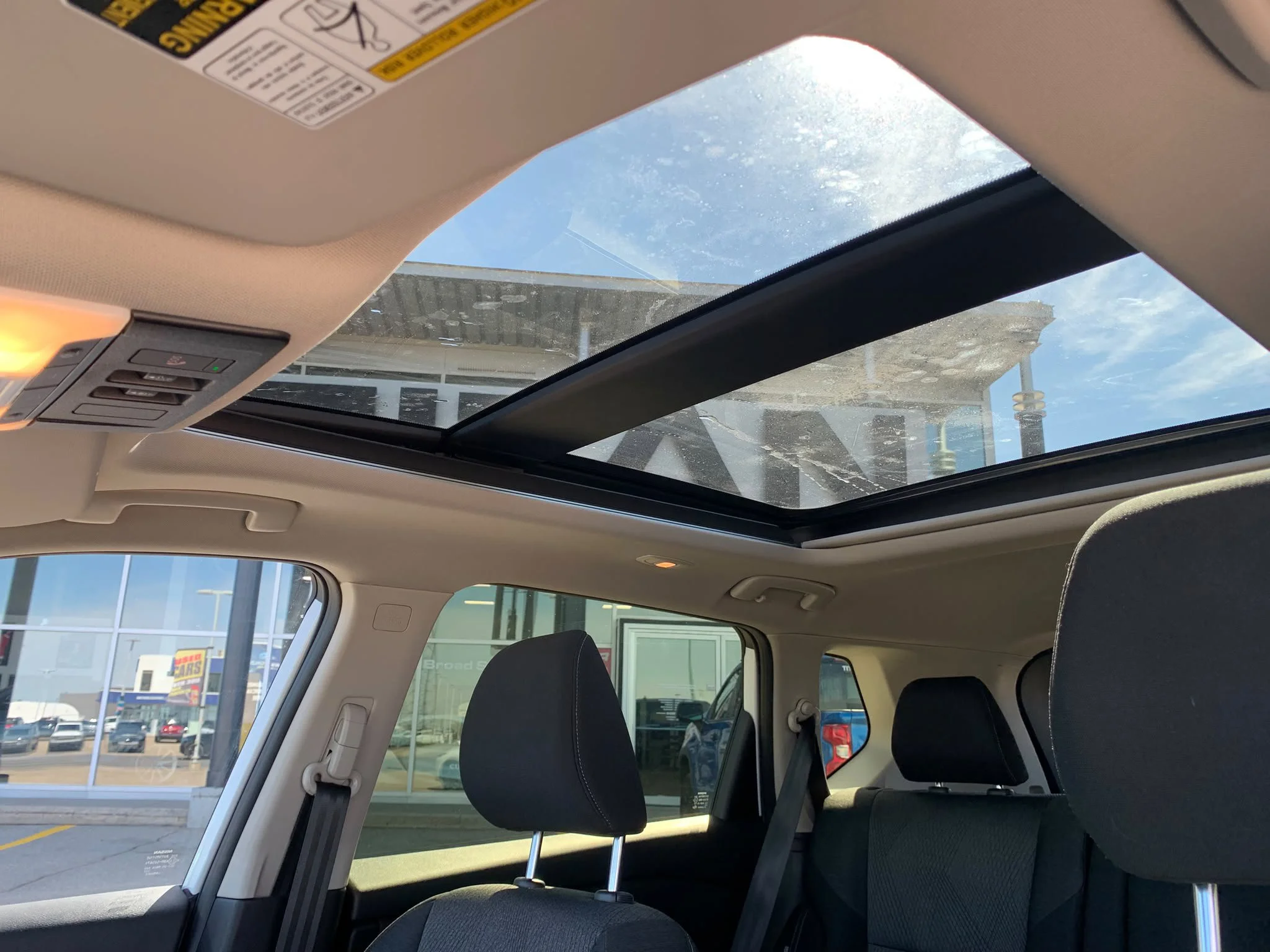 Certified Used 2025 Everest White Tricoat Pearl Nissan SV*Adaptive Cruise | Remote Start | Htd Seats | Pano Roof | Htd Wheel | Blind Spot Detection image 8