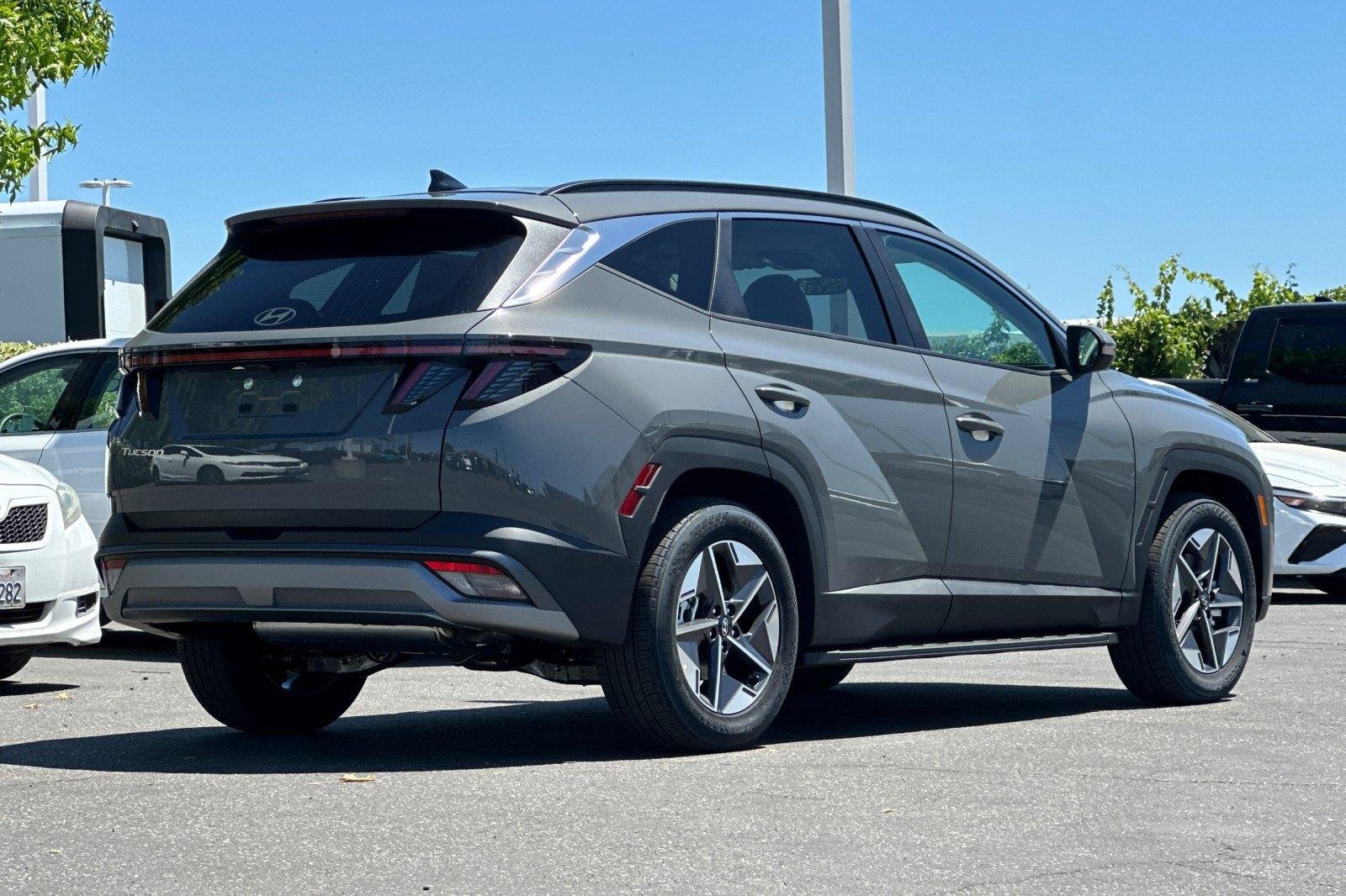 New 2026 Hampton Gray Hyundai SEL Premium FWD image 33