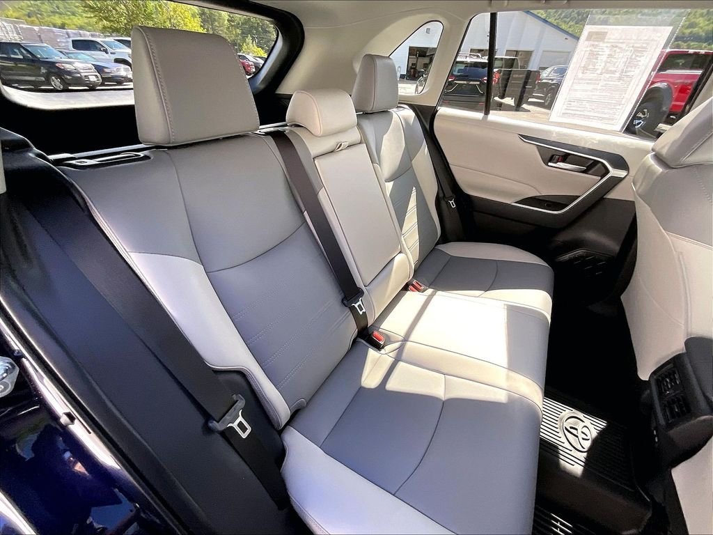 Used 2025 Blueprint Toyota XLE Premium image 16