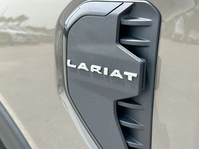 New 2026 Gray Ford Lariat image 18