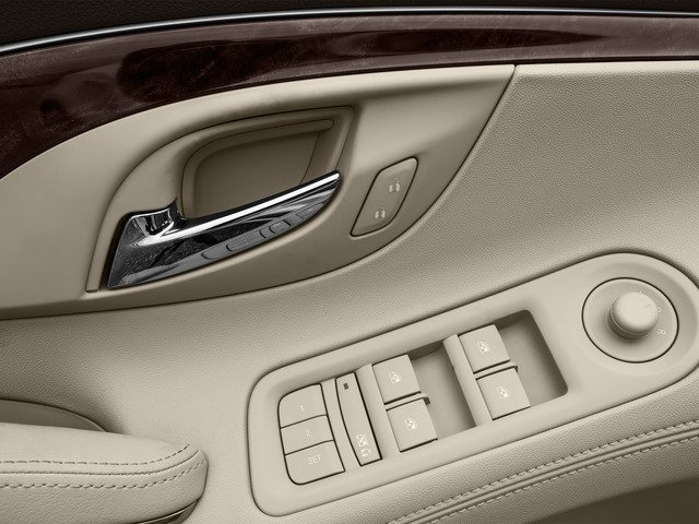 Used 2016 White Frost Tricoat Buick Leather image 22