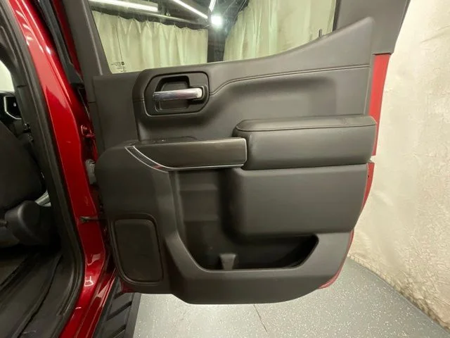 Used 2021 Red GMC AT4 image 24