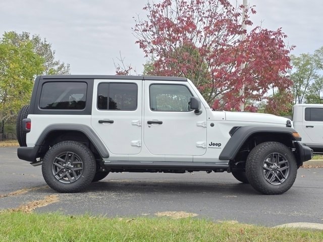 New 2026 Bright White Clear-Coat Exterior Paint Jeep Sport S image 28