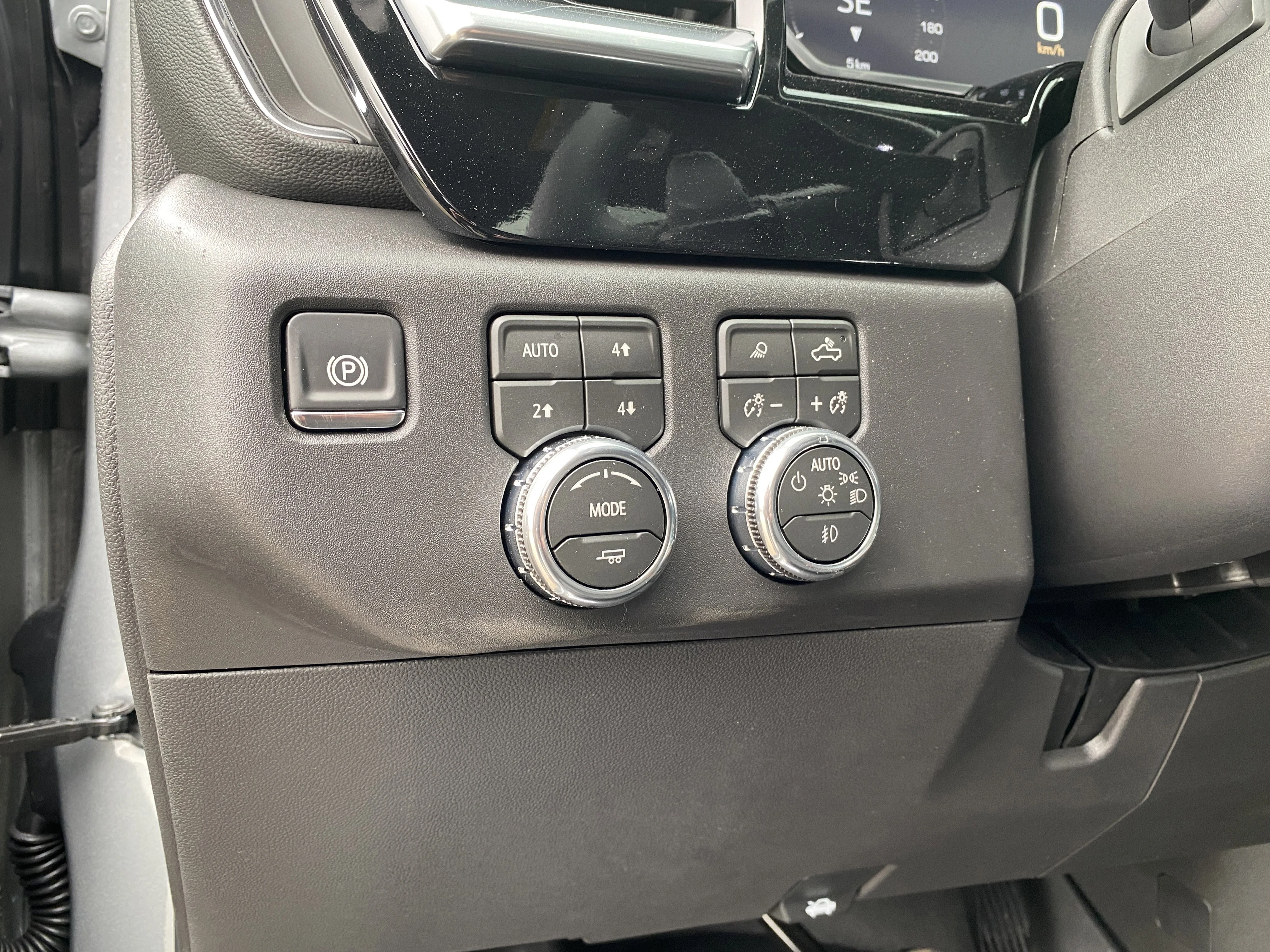 New 2026 STERLING METALLIC GMC Elevation image 27