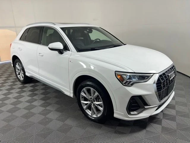 2023 Audi Q3 45 TFSI S Line Premium quattro's photo
