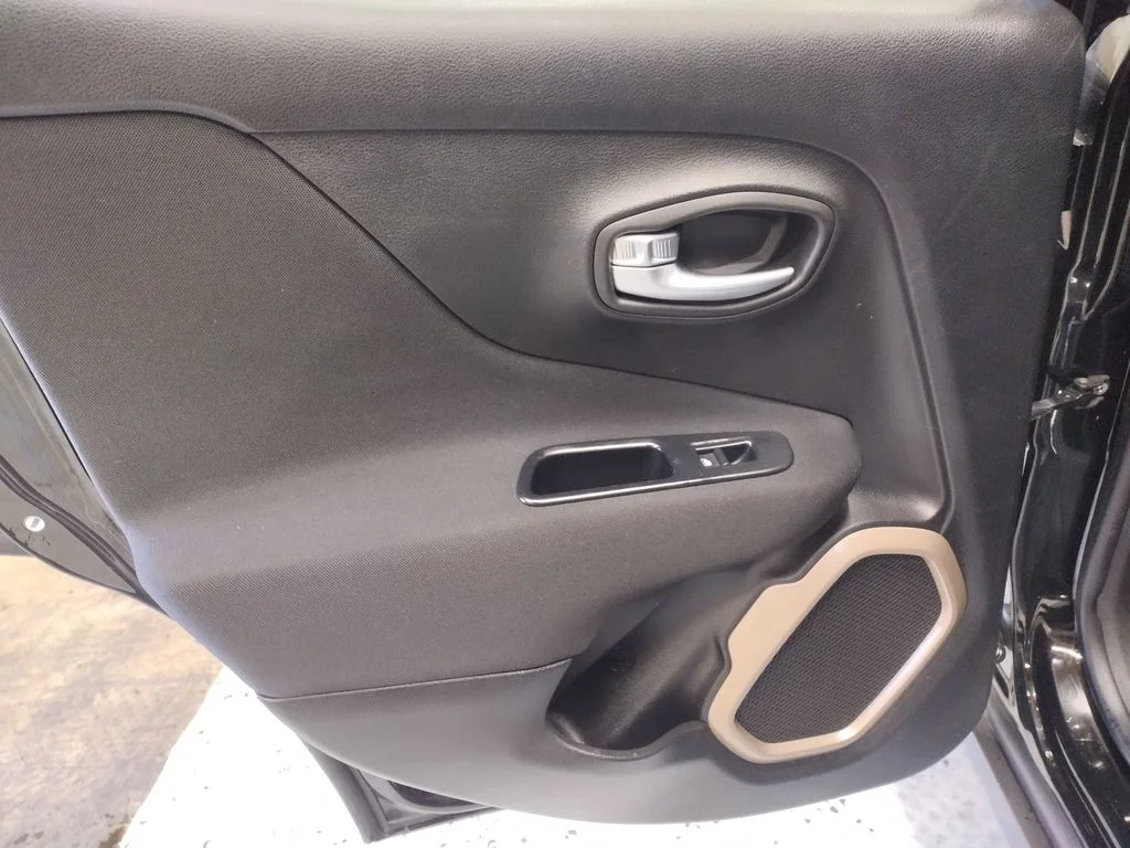 Used 2017 Black Jeep Sport image 21