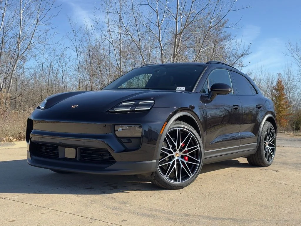 2025 Porsche Macan