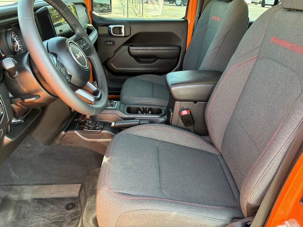 Used 2025 Orange Jeep Rubicon image 15