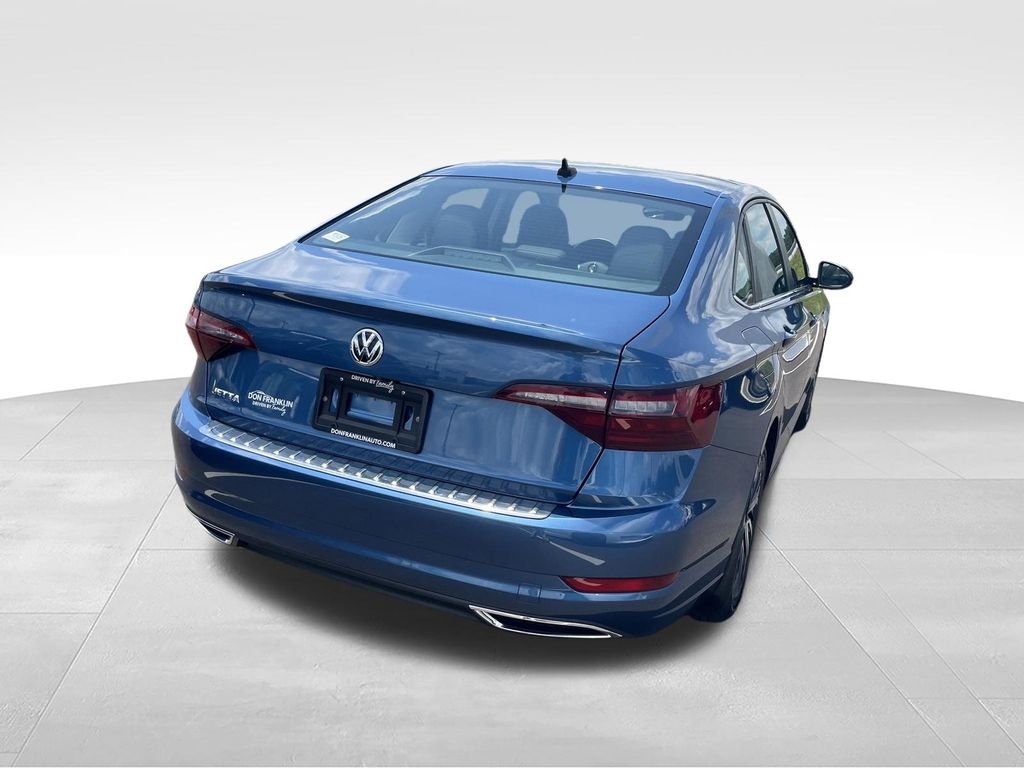 Used 2021 Blue Volkswagen SEL Premium image 5