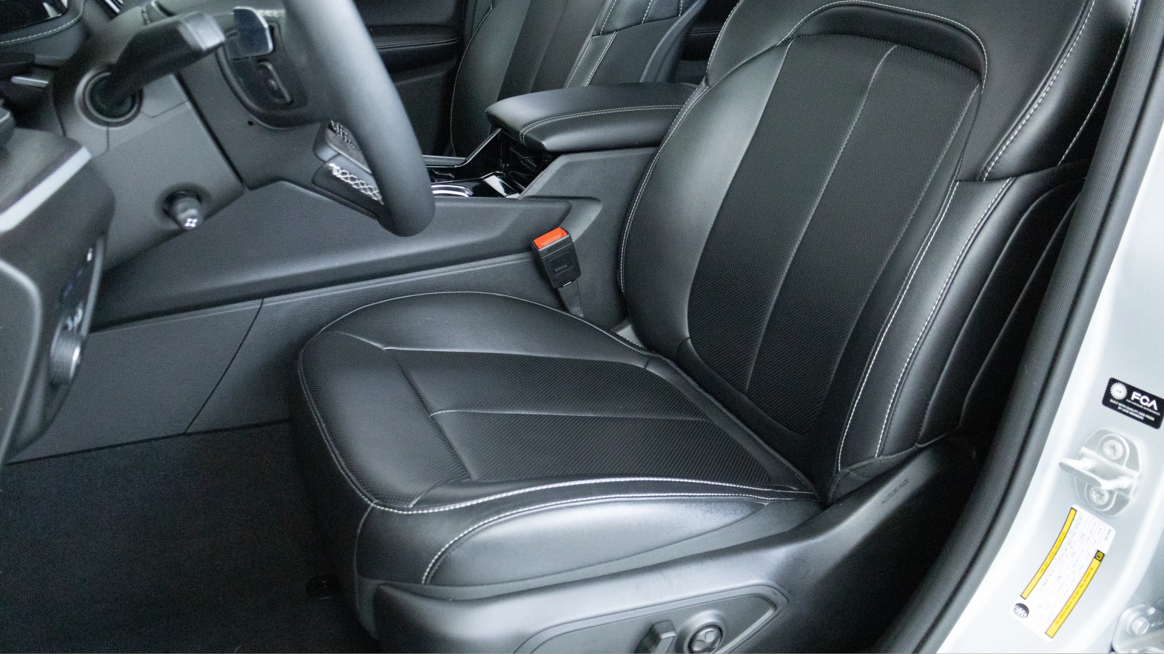 Used 2023 Silver Zynith Jeep  image 12