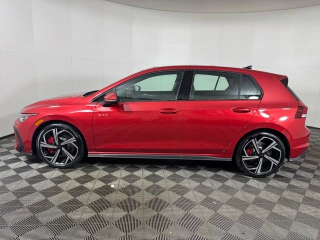 New 2026 Kings Red Metallic Volkswagen 2.0T SE image 5