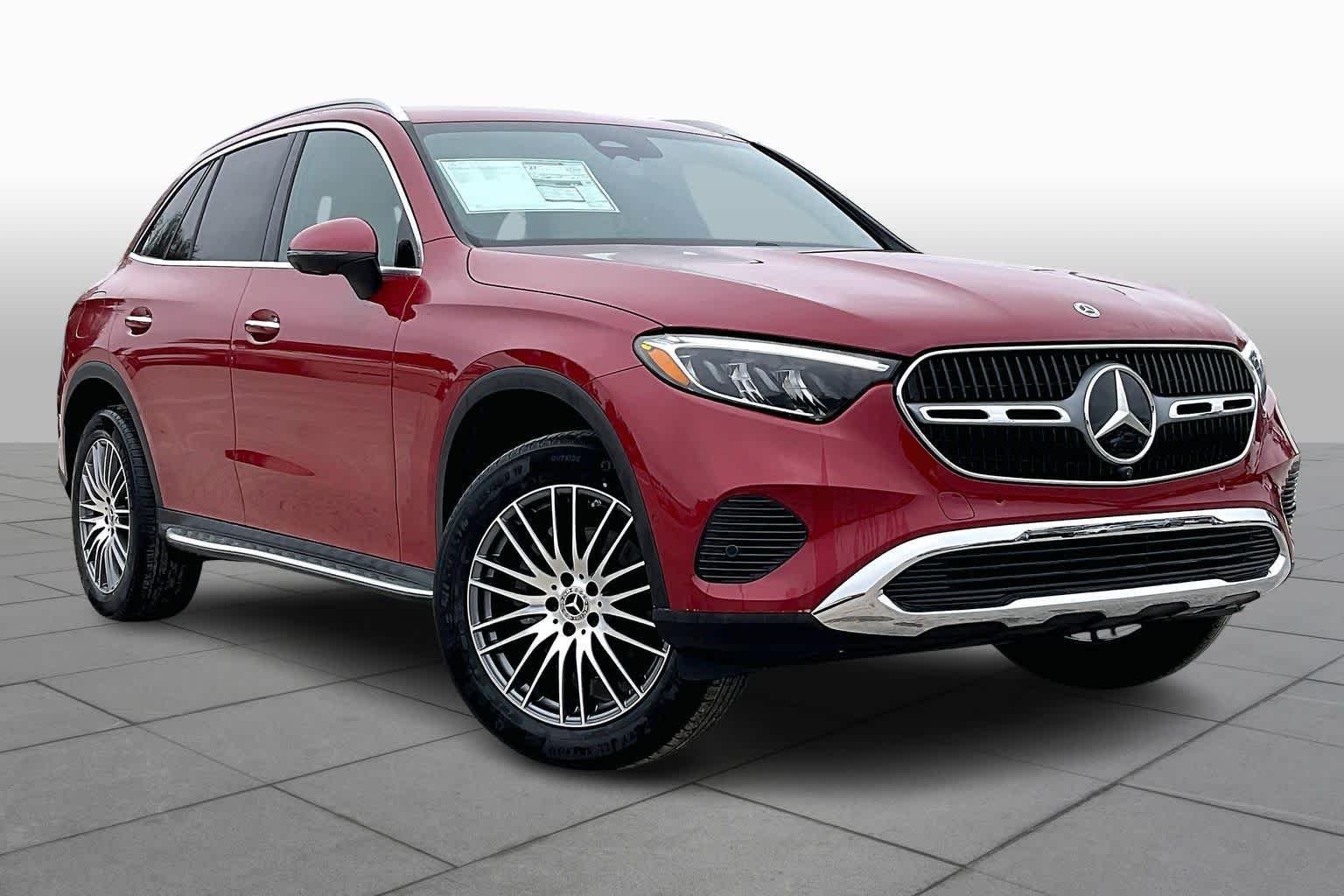 New 2026 MANUFAKTUR Patagonia Red Metallic Mercedes-Benz GLC 300 image 17