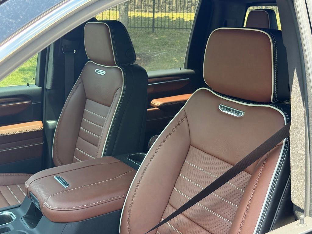New 2026 Onyx Black GMC Denali Ultimate image 16
