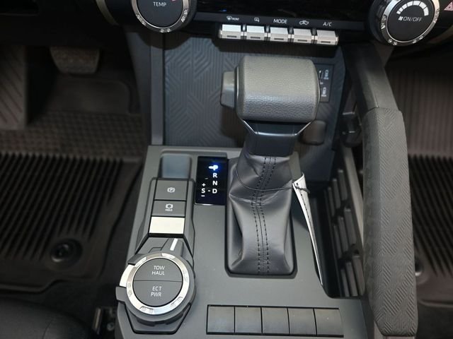Used 2025 Underground Toyota SR5 image 8