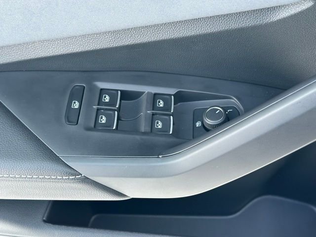 2025 Volkswagen Jetta SE - Photo 18