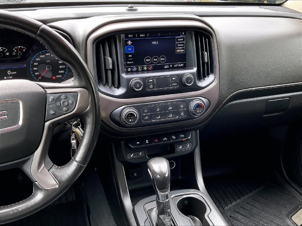 Used 2022 Black GMC AT4 w/Leather image 18
