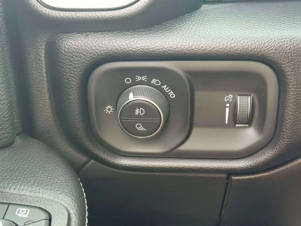 Used 2025 Blue Ram Big Horn image 17
