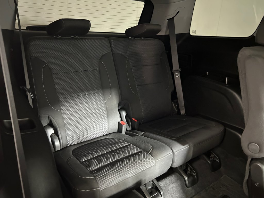 Used 2023 Blue GMC SLE image 17