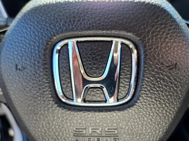 Used 2025 White Honda Elite image 32