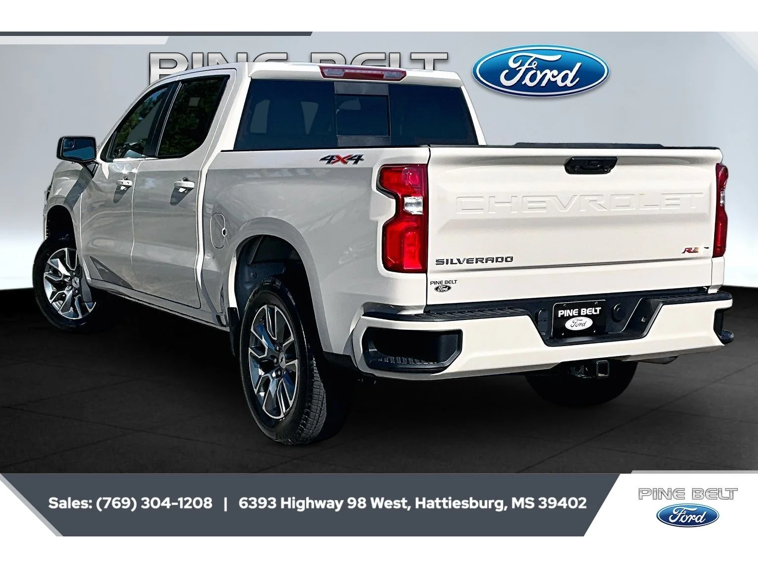 Used 2026 White Sands Chevrolet RST image 2