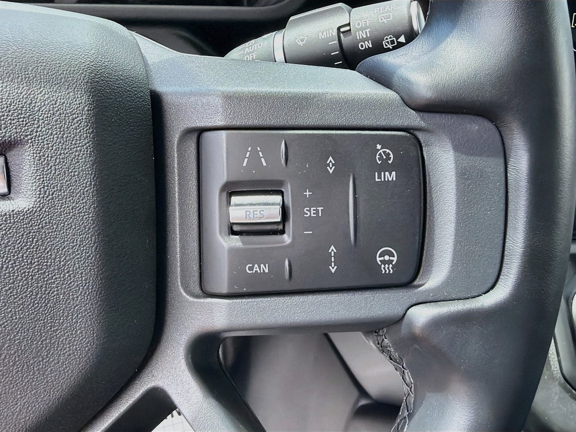 Used 2025 Carpathian Grey Premium Metallic Land Rover S image 36