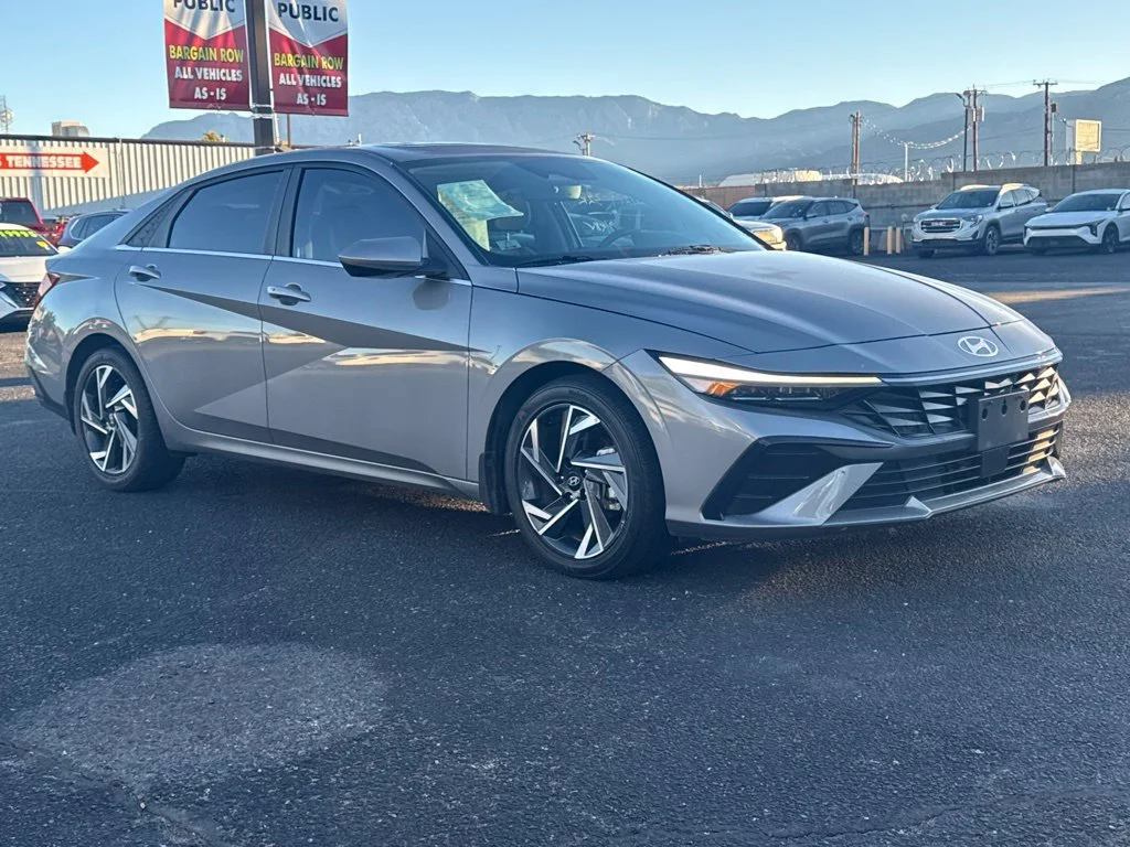 2024 Hyundai Elantra