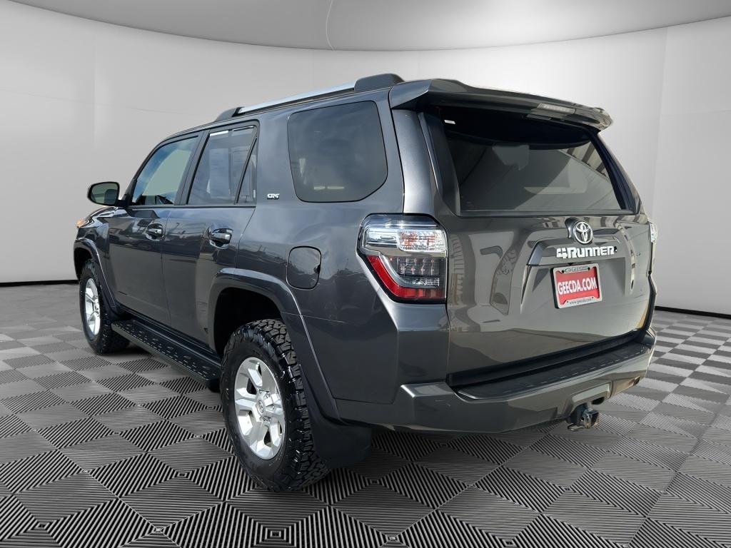 Used 2019 Magnetic Gray Metallic Toyota SR5 image 6