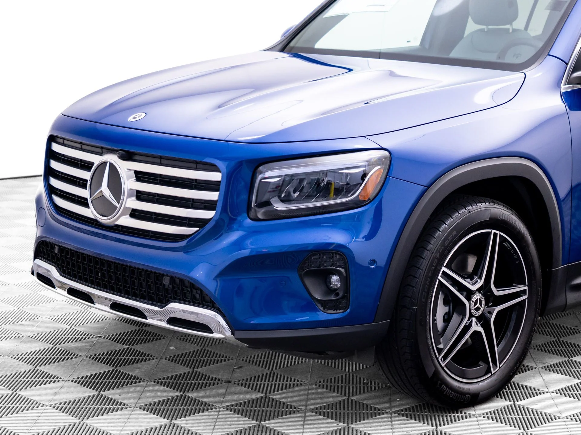 New 2026 Blue Mercedes-Benz GLB 250 image 41