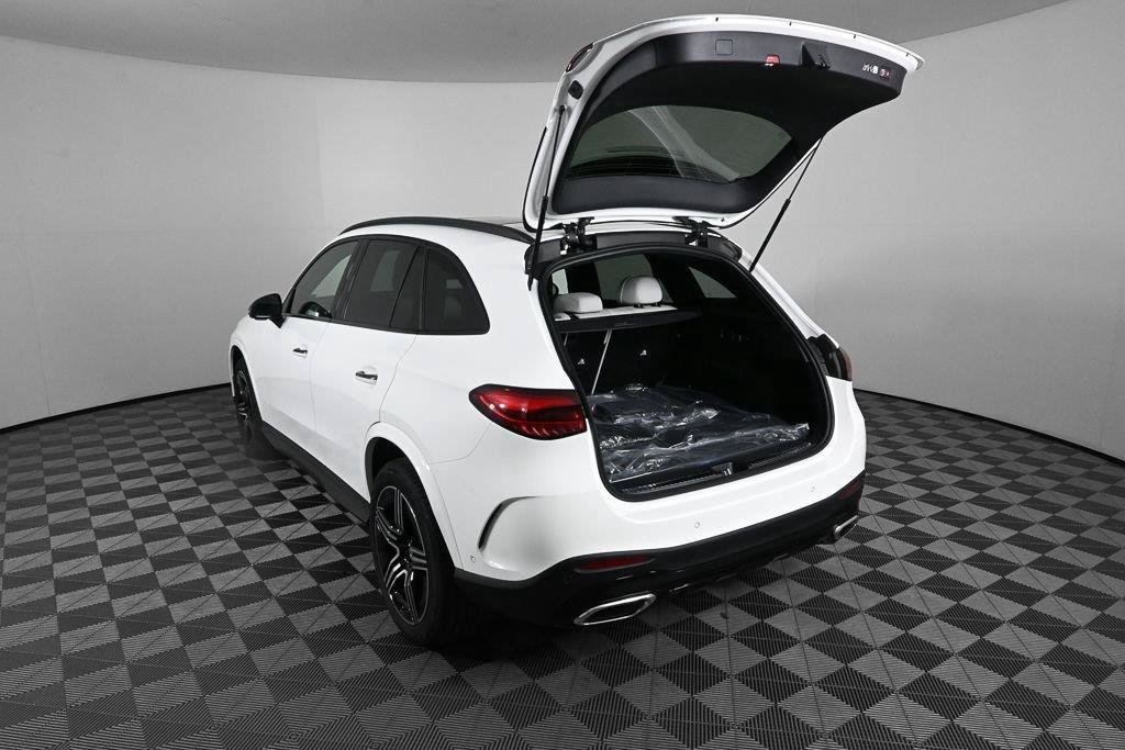 New 2027 Polar White Mercedes-Benz GLC 300 image 68
