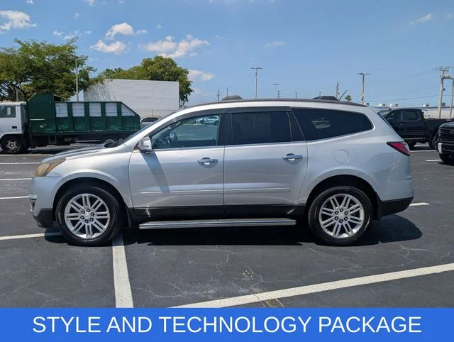 Used 2015 Silver Chevrolet LT image 4
