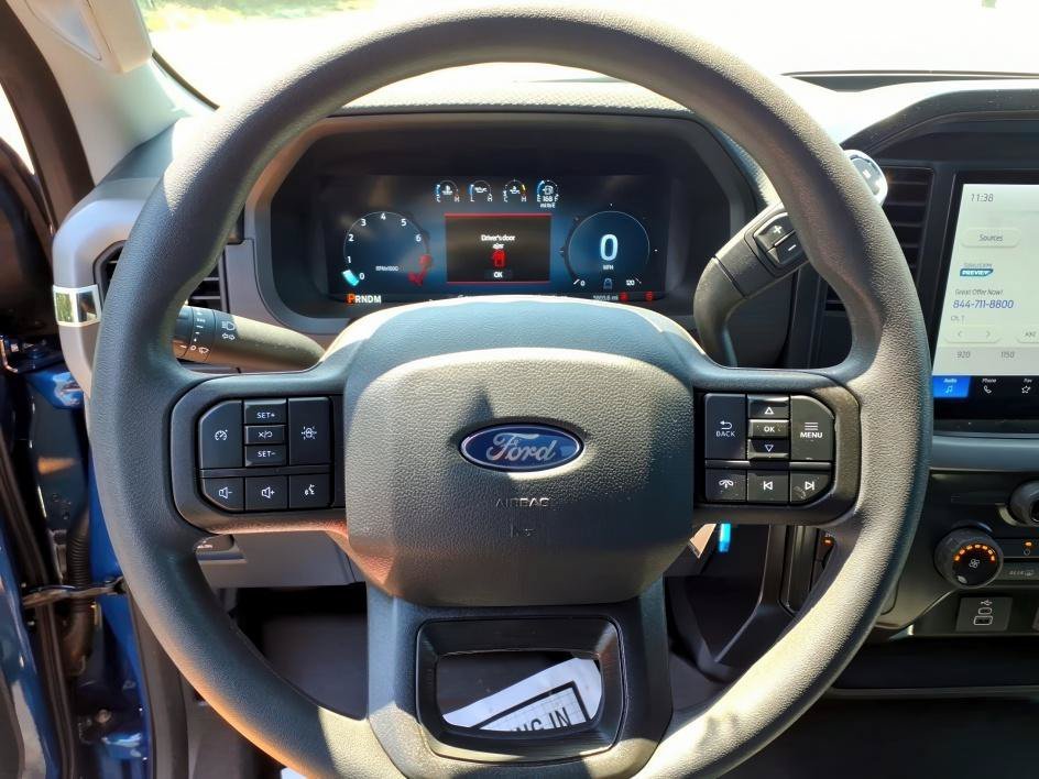 Used 2025 Atlas Blue Metallic Ford XL image 22