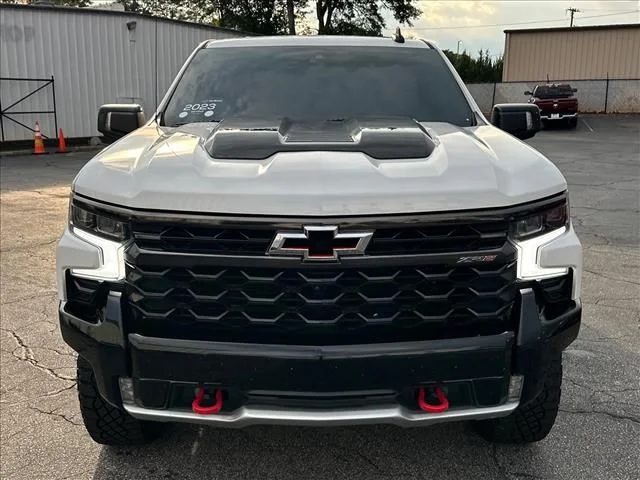 Used 2023 White Chevrolet ZR2 image 4