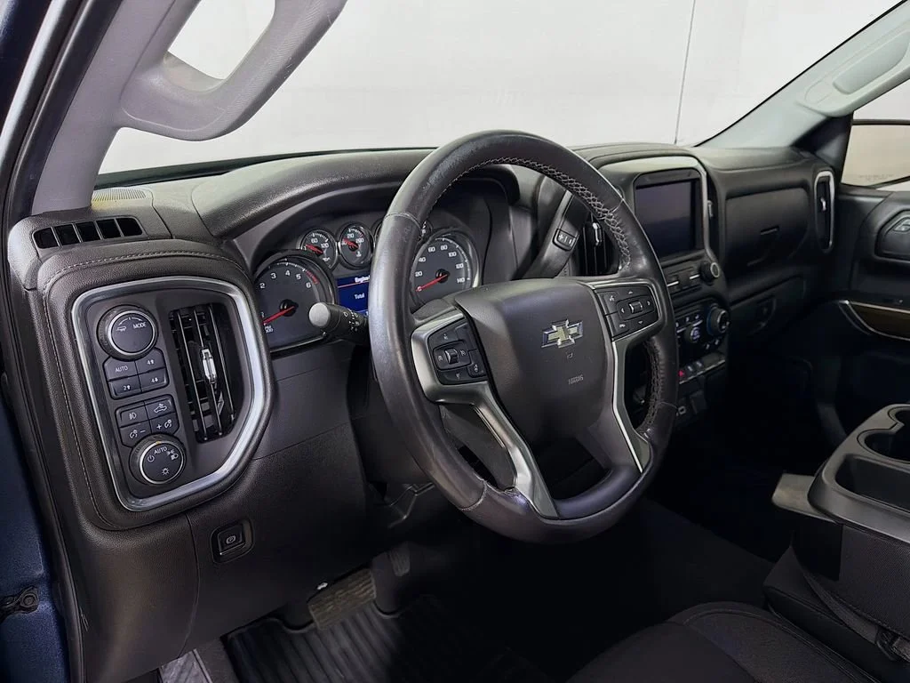 Used 2021 Shadow Gray Metallic Chevrolet RST image 10