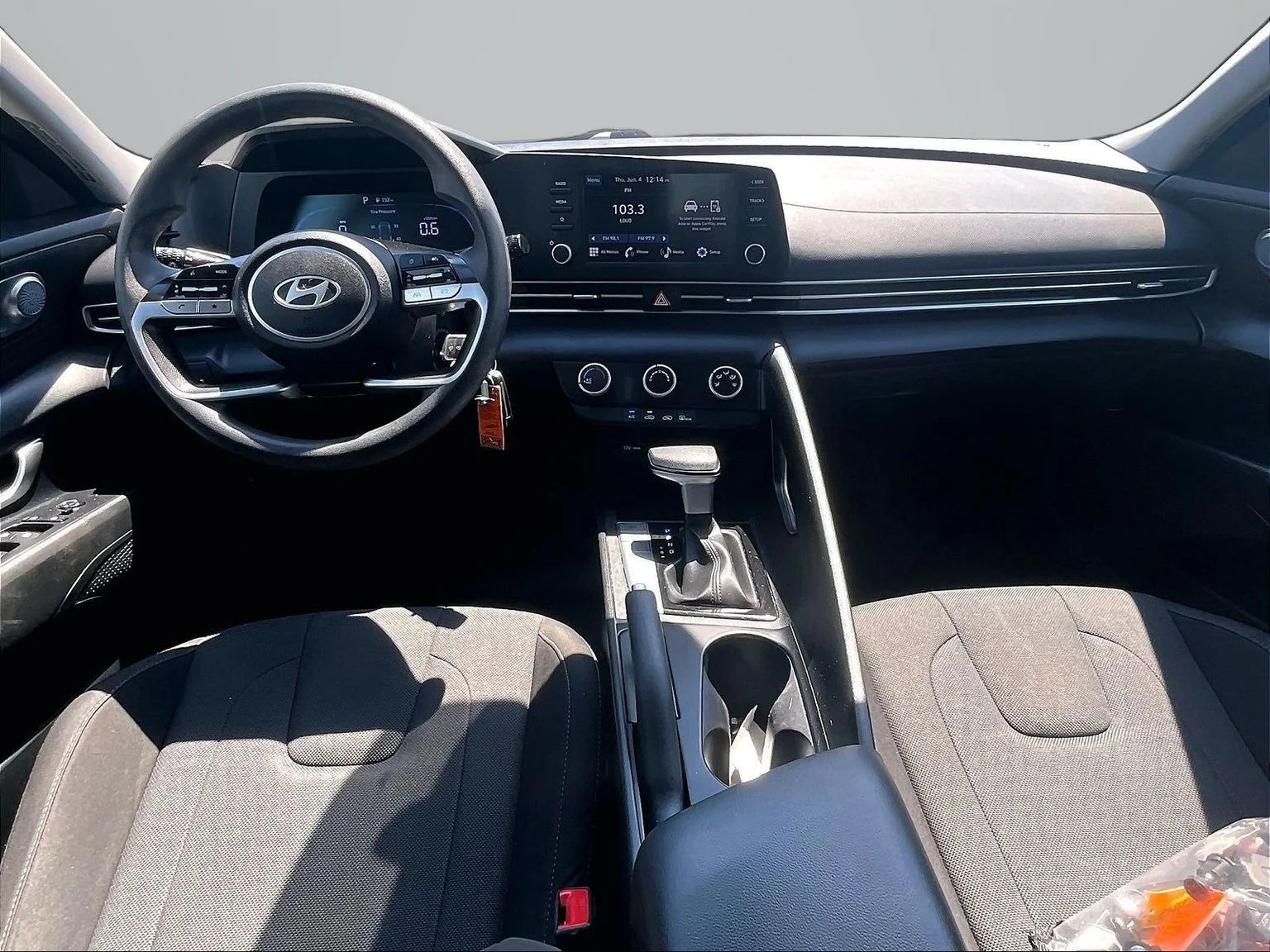 Used 2024 Gray Hyundai SE image 17