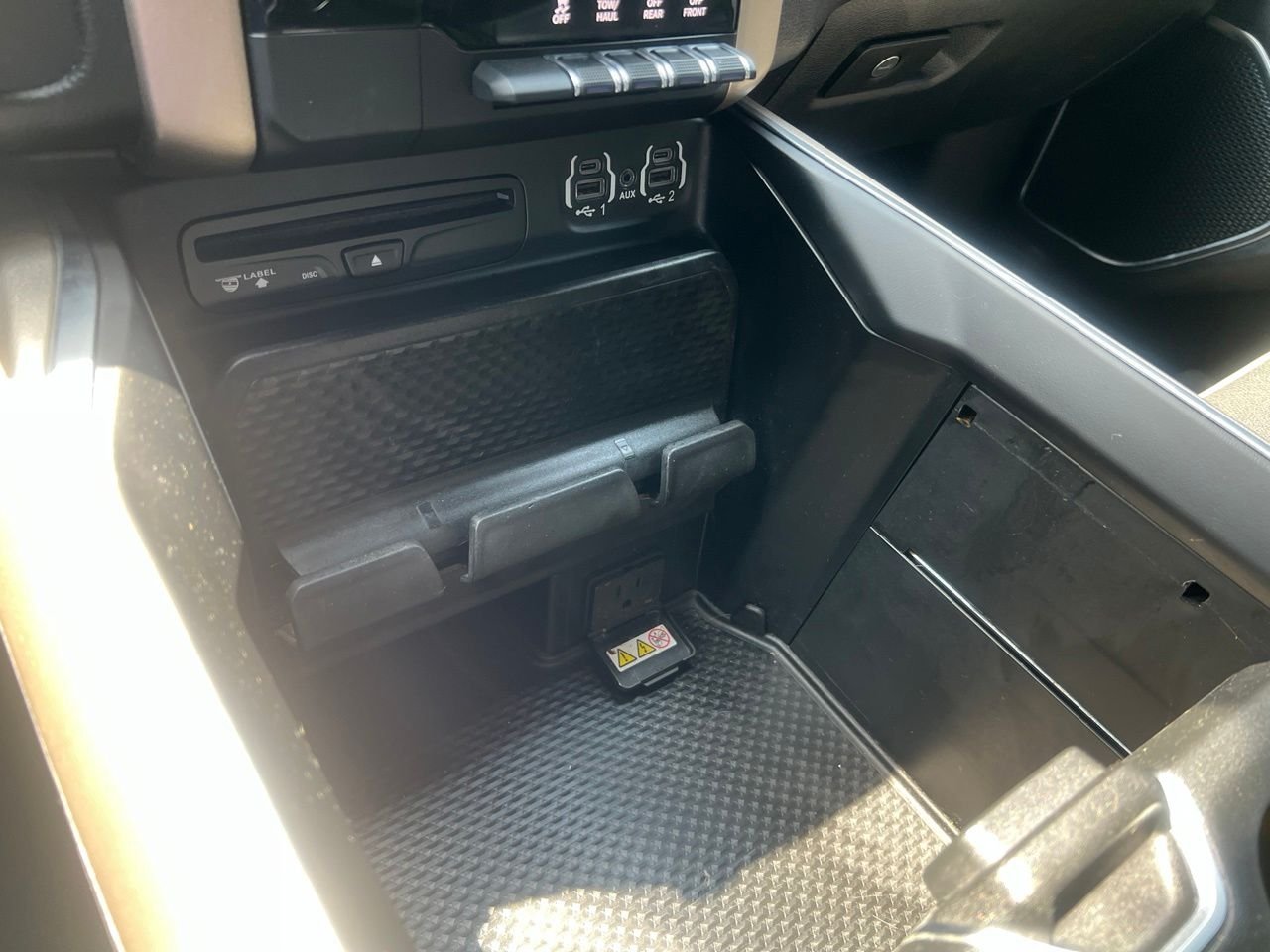 Used 2019 Black Ram Laramie image 36