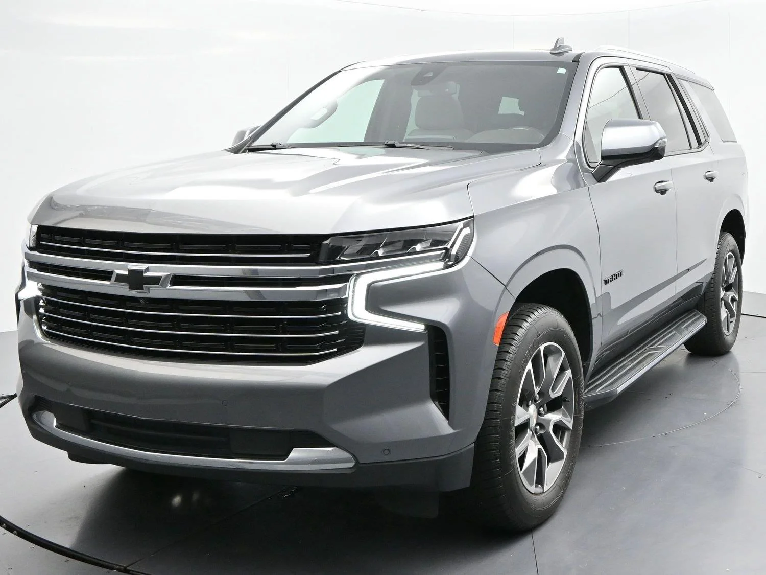 Used 2021 Satin Steel Metallic Chevrolet LT image 2