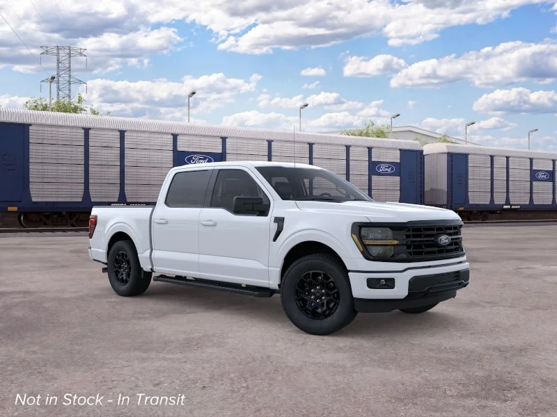 New 2026 Oxford White Ford XLT image 7