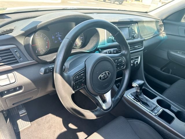 Used 2016 White Kia LX image 14