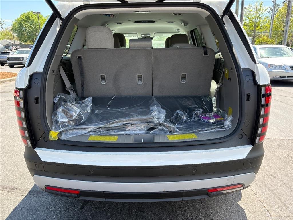 New 2026 Creamy White Pearl Wc9 Hyundai SE image 44