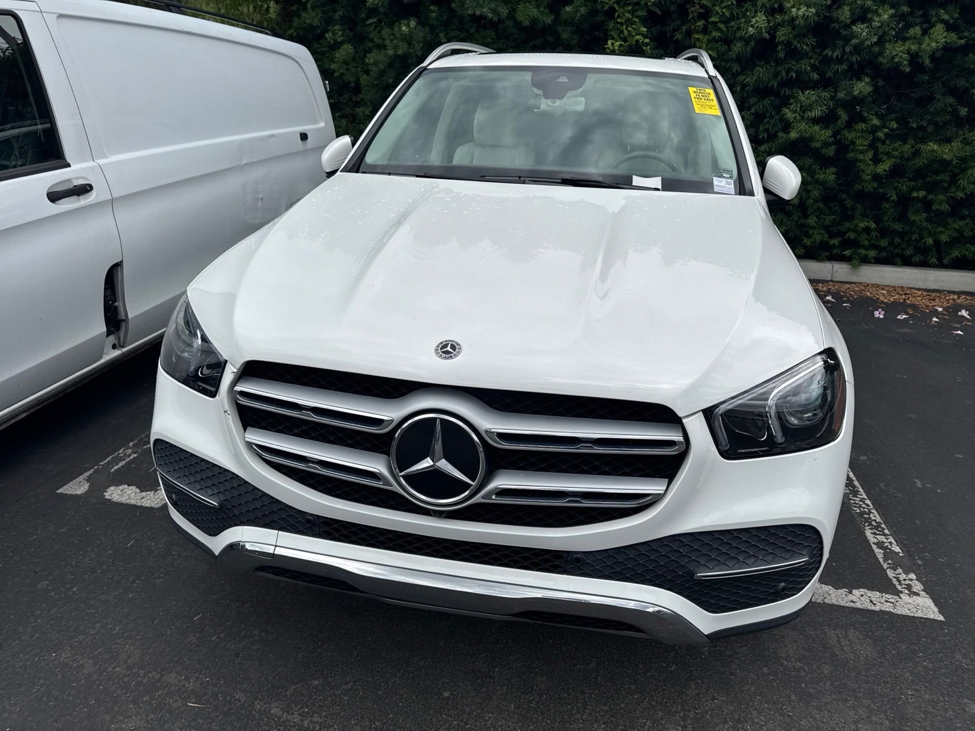 Used 2020 White Mercedes-Benz GLE 350 image 2