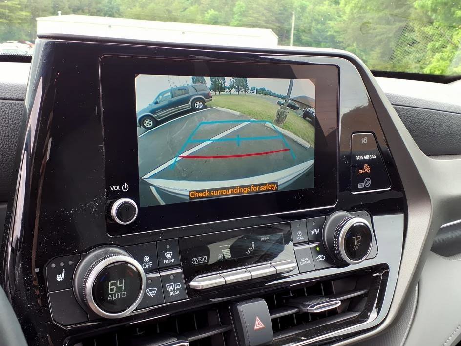 Used 2023 Moon Dust Toyota XLE image 20